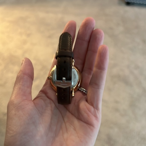 Like new women’s fossil watch leather band - Picture 3 of 3